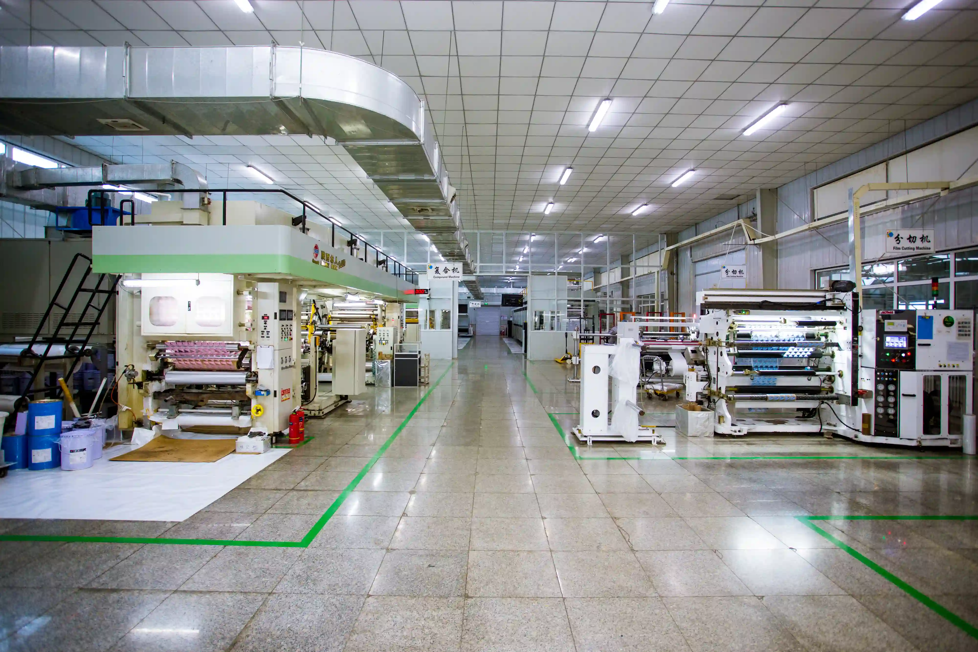 Manufacturing production line for coffee packaging bags and stand up pouches at Yihaipack factory with automated ECO friendly packaging equipment